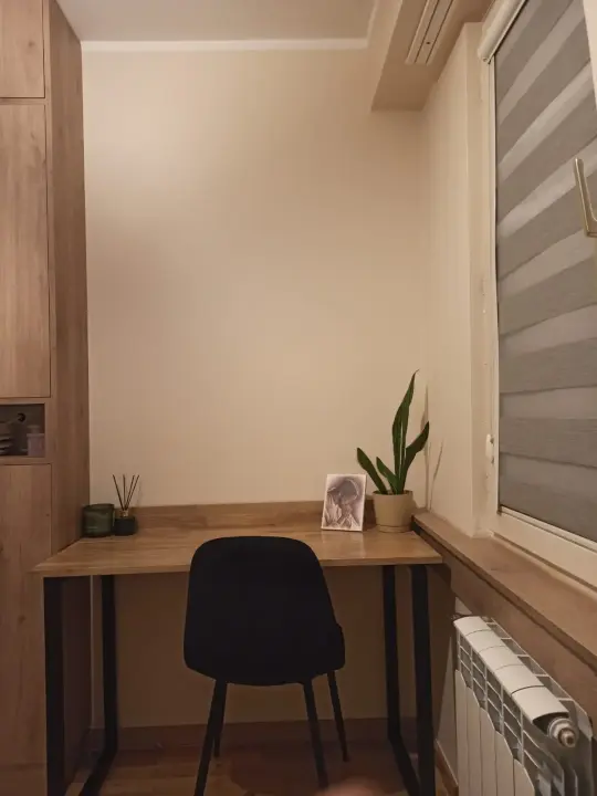 Meble i półki do małego pokoju